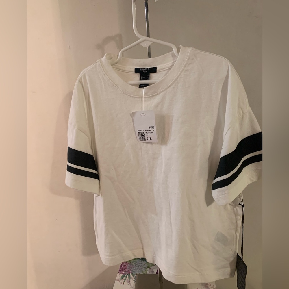 Forever 21 Kids T-Shirt Size 7/8 NWT
